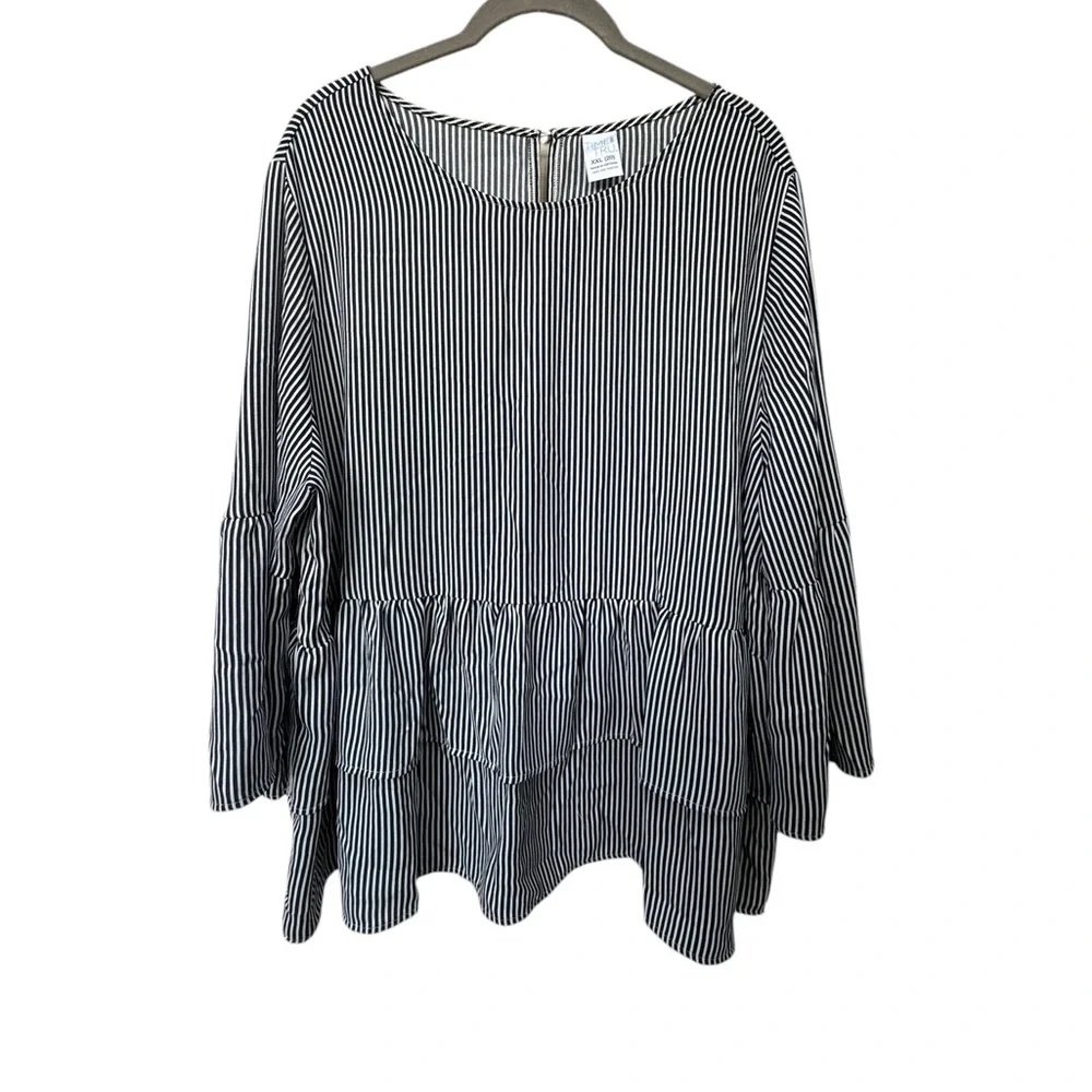 Time & Tru Navy & White Vertical Striped Top size 20 - Picture 3 of 7